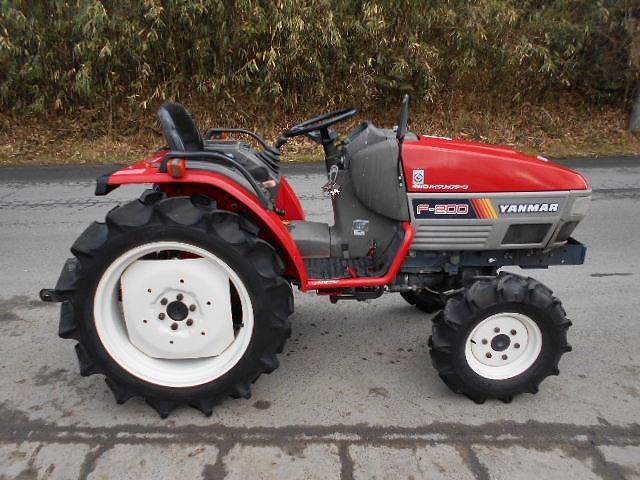 トラクター F-200 新品ハンマーナイフモアMK145付  写真3